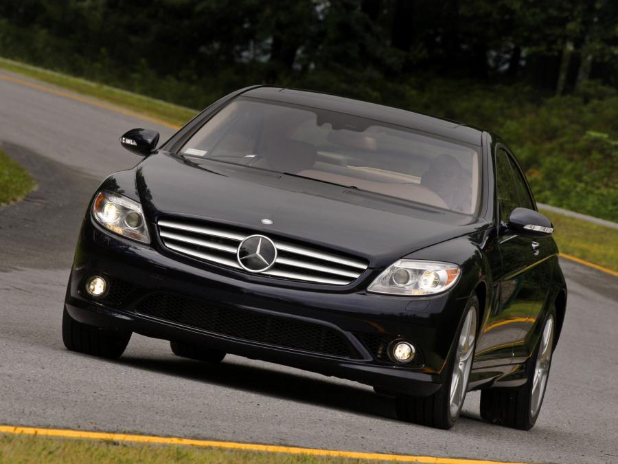  Mercedes-Benz CL550 4Matic 2008 года  (фото 2 из 13)